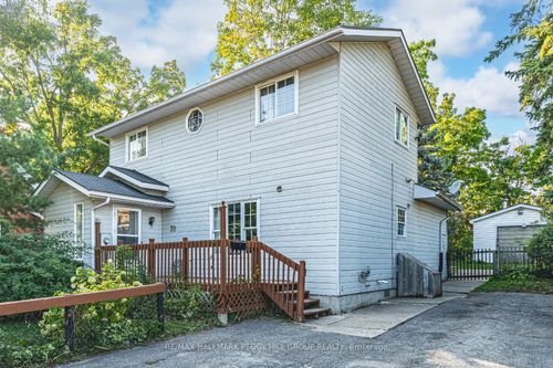 30 North St, Barrie, ON, L4M2R9 | Card Image