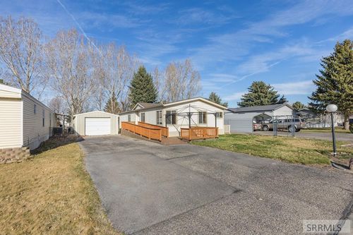 2143 Whispering Pines Dr, Idaho Falls, ID, 83401-1401 | Card Image