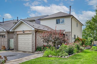 633 Down Cres, House other with 3 bedrooms, 3 bathrooms and 3 parking in Oshawa ON | Image 1