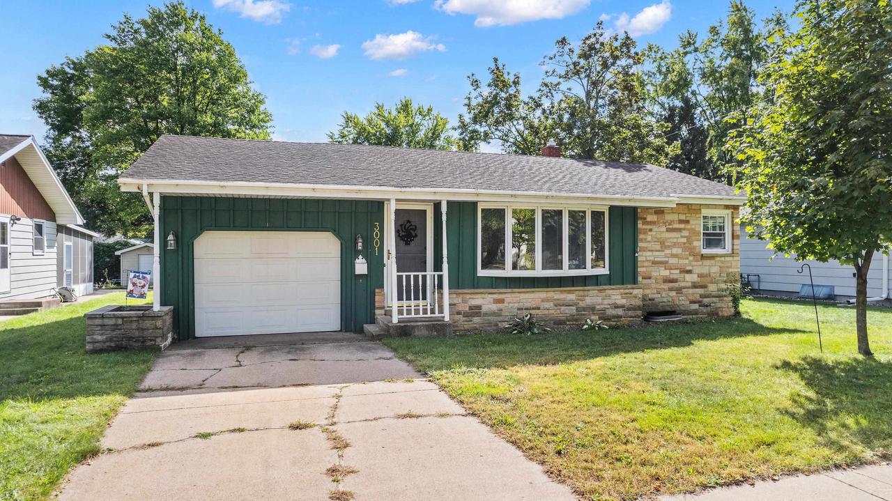 Center St, Stevens Point, WI 54481