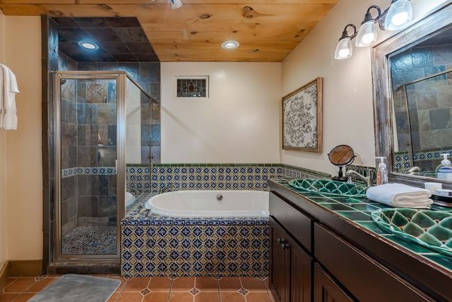 514 W Austin St, Home with 2 bedrooms, 2 bathrooms and null parking in Fredericksburg TX | Image 12