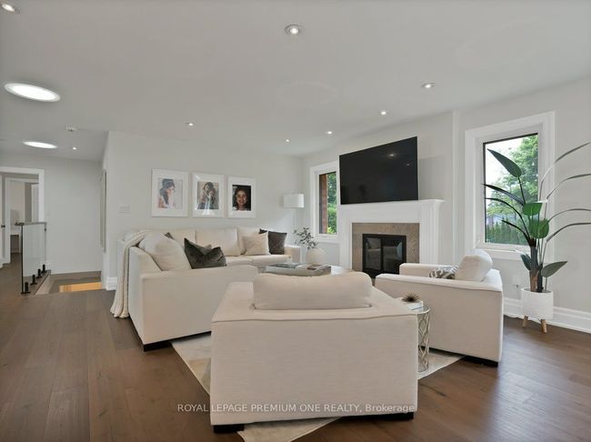 27 Cain Crt, House other with 4 bedrooms, 4 bathrooms and 6 parking in Nobleton ON | Image 6