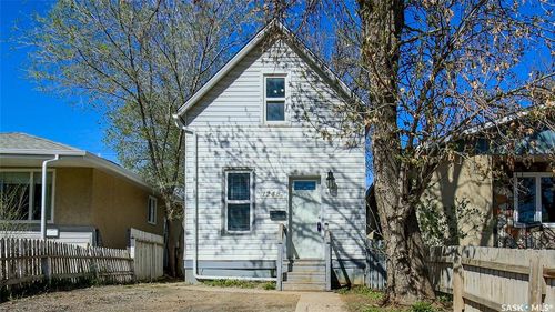 1248 Wallace Street, Regina, SK, S4N3Z3 | Card Image