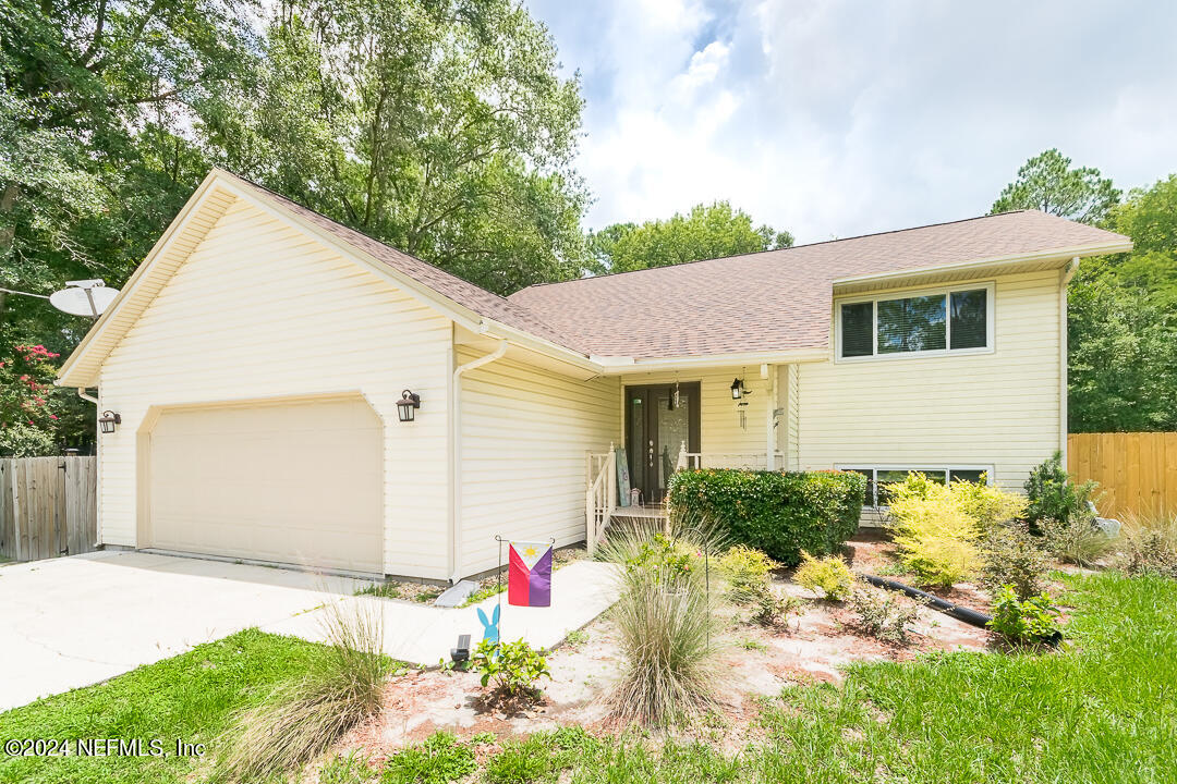 Jacqueline Ln, Middleburg, FL 32068