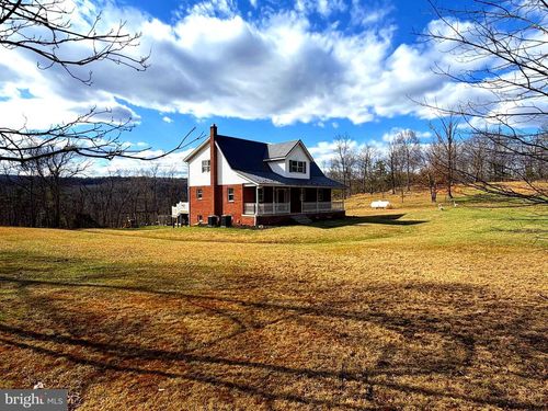 364 Katie Dr, KEYSER, WV, 26726-6780 | Card Image