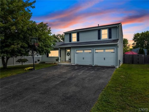 4059 Sweet Gum Ln, Liverpool, NY, 13090-1108 | Card Image