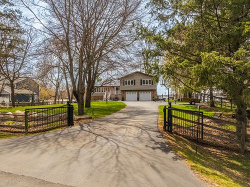 21682 Black Beauty Ln, Detroit Lakes, MN, 56501-7680 | Card Image