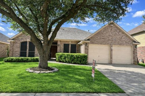 6342 Cobblestone Ln, Arlington, TX, 76001-5604 | Card Image