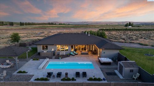 70022 E 669 Pr Ne, Richland, WA, 99352-7882 | Card Image