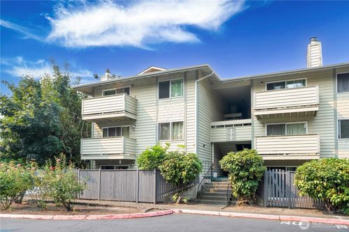apt-121-1150 Sunset Blvd Ne, Renton, WA, 98056-2982 | Card Image