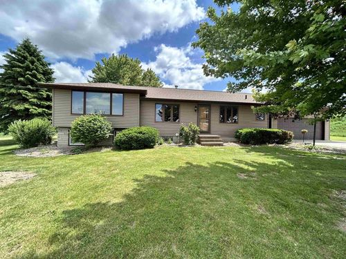 N2130 Cty Rd N, VANDENBROEK, WI, 54913 | Card Image