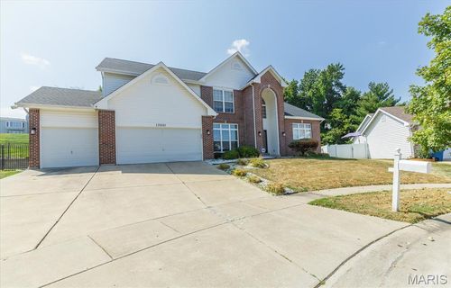 13001 Kinsley Heights Dr, Black Jack, MO, 63033-4559 | Card Image