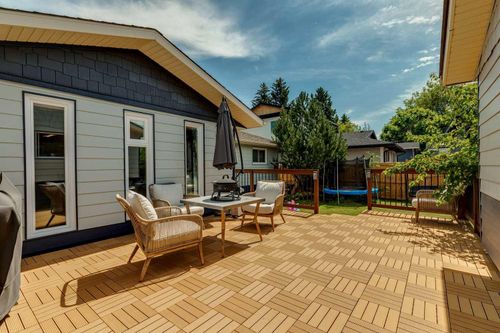 241 Allan Cres Se, Calgary, AB, T2J0T3 | Card Image