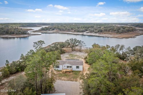 2934 Shoreline Dr, Chipley, FL, 32428-5599 | Card Image