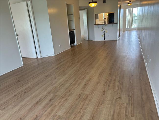 APT-201 - 2823 N Course Dr, Condo with 2 bedrooms, 2 bathrooms and null parking in Pompano Beach FL | Image 4