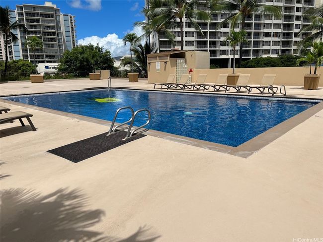APT-3404 - 411 Hobron Ln, House other with 1 bedrooms, 1 bathrooms and 1 parking in Honolulu HI | Image 24