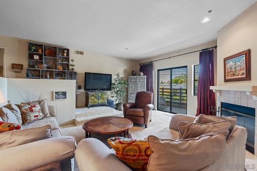 unit-202-909 Sutter St, San Diego, CA, 92103-2866 | Card Image