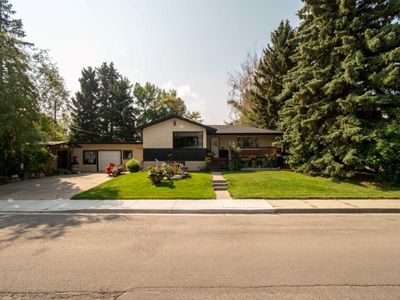 2602 4 Ave S, House detached with 4 bedrooms, 3 bathrooms and 3 parking in Lethbridge AB | Image 1