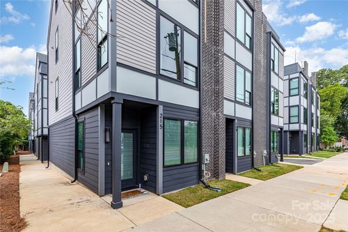 219 Freeland Ln, Charlotte, NC, 28217-1619 | Card Image