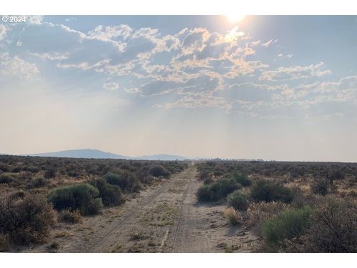 700- Oil Dry Rd, ChristmasValley, OR, 97641 | Card Image