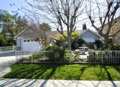2037 E Decatur Ave, Fresno, CA, 93720-0207 | Card Image
