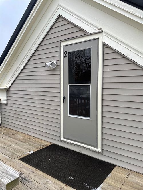unit-2-302 Bristol St, Almont, MI, 48003-1052 | Card Image