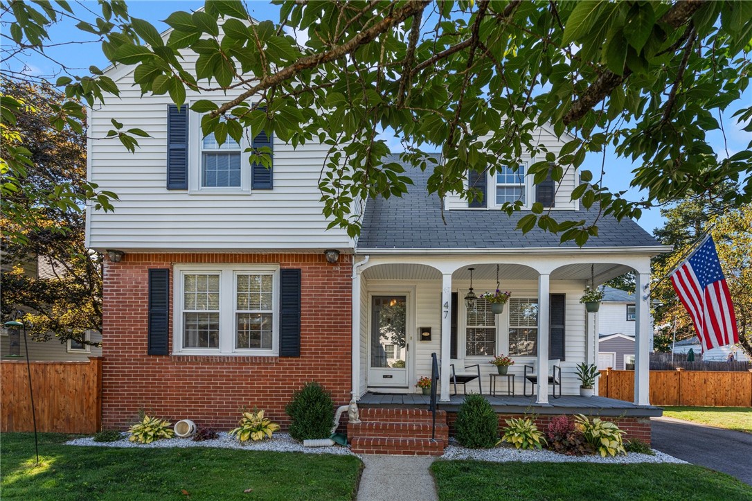 Iona St, Providence, RI 02908