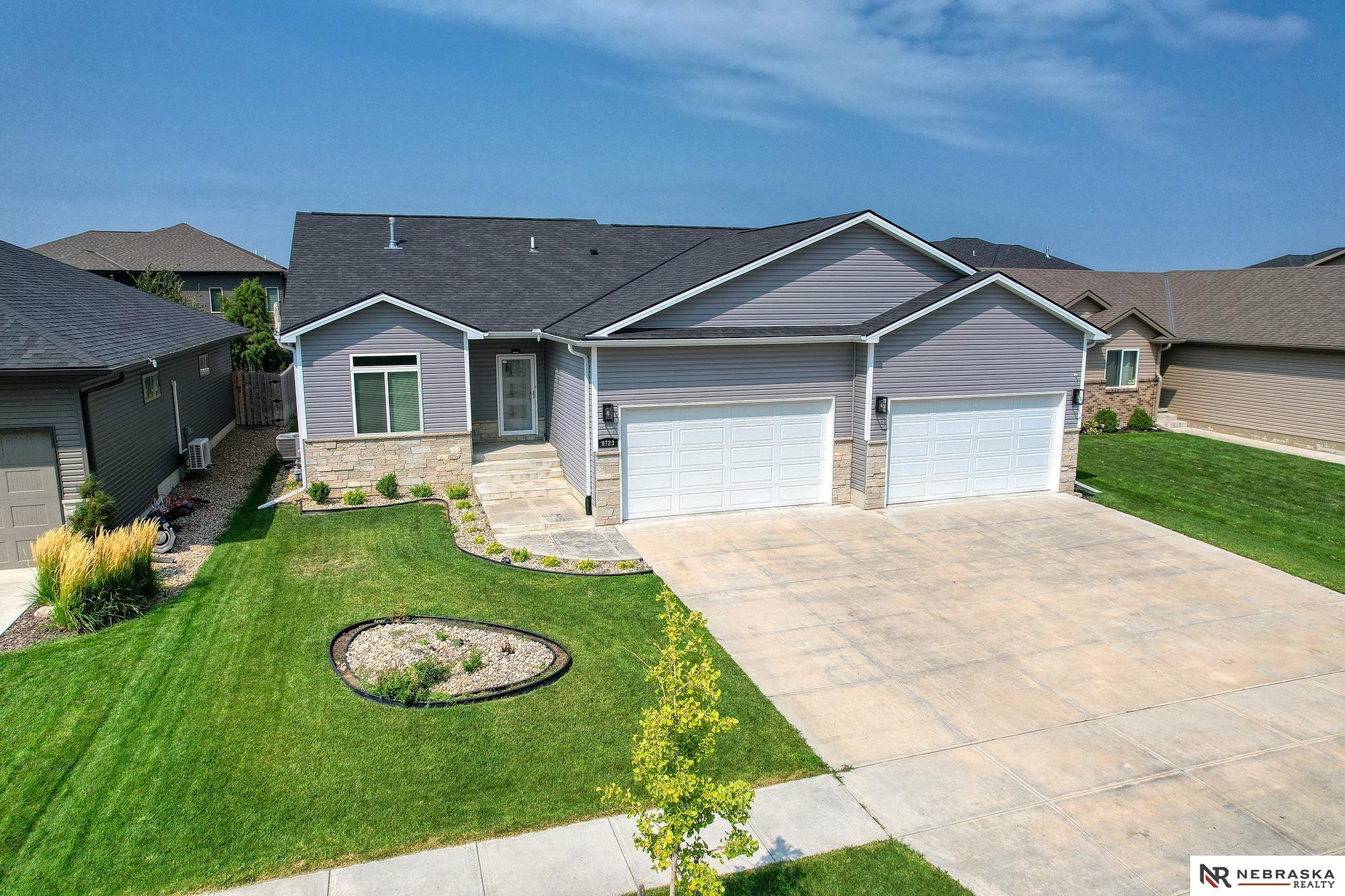 80th St, Lincoln, NE 68516
