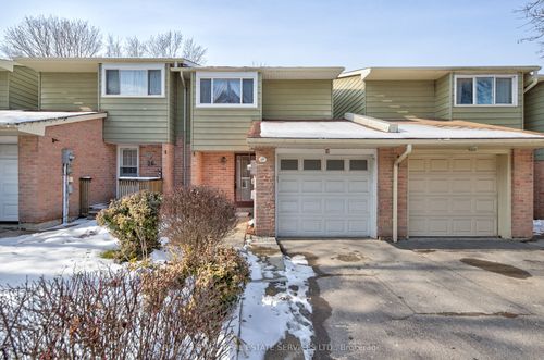 24 Deer Run Cres, Bradford, ON, L3Z1N2 | Card Image