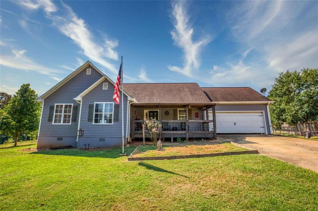 Taylor Ct, Winder, GA 30680