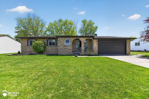 2054 Hardwood Drive, Davison Township, MI, 48423 | Card Image