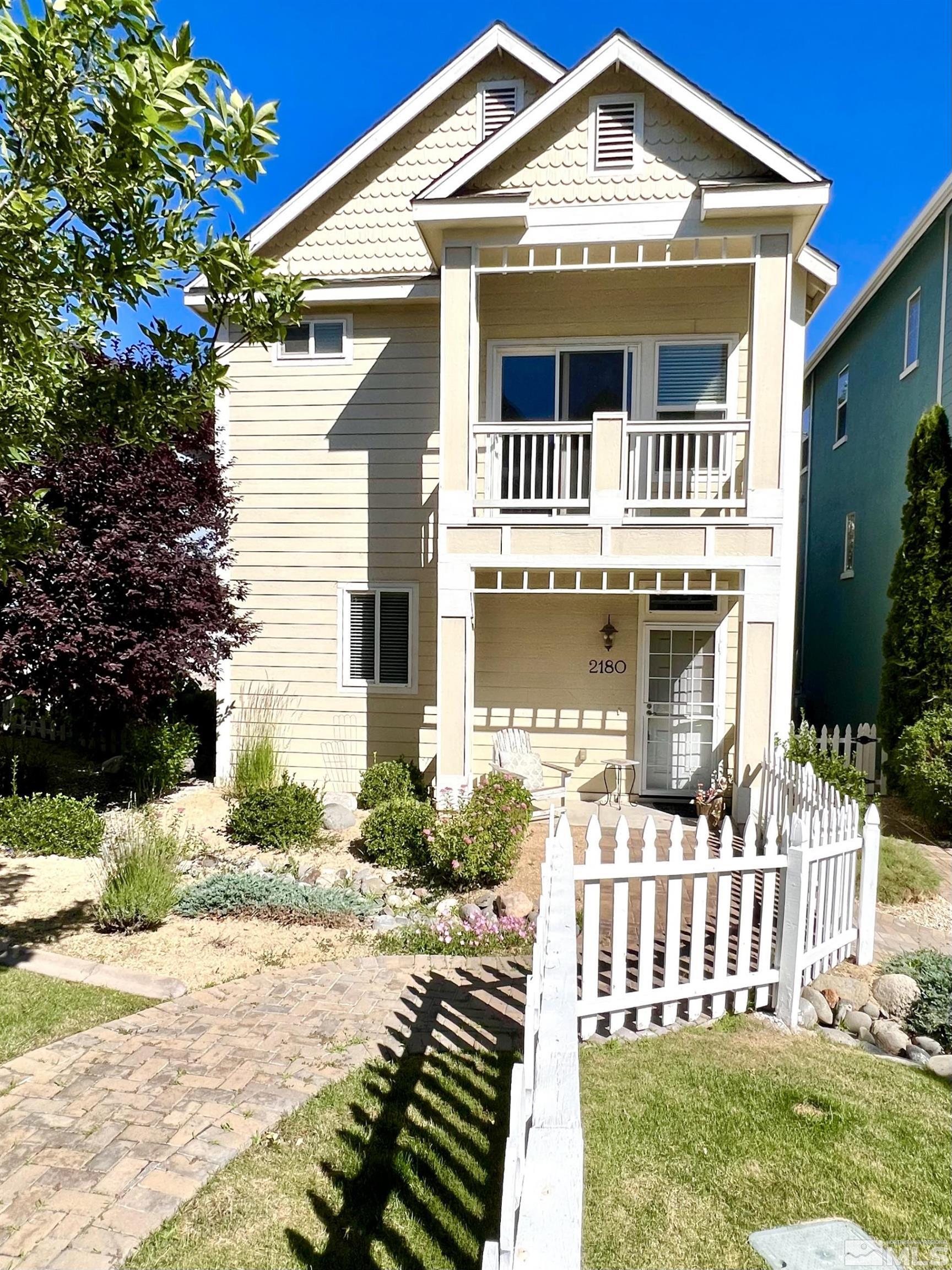 Holyoke Ave, Bradenton, FL 34207
