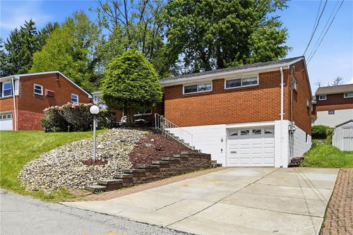 8008 Mark Dr, Verona, PA, 15147 | Card Image