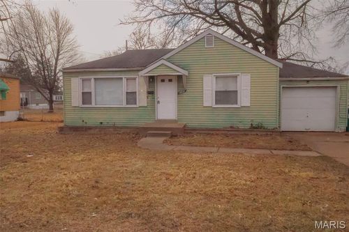10131 Cabot Dr, Saint Louis, MO, 63137-2003 | Card Image