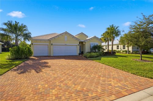 2557 Saint Lucia Cir, Vero Beach, FL, 32967-7580 | Card Image