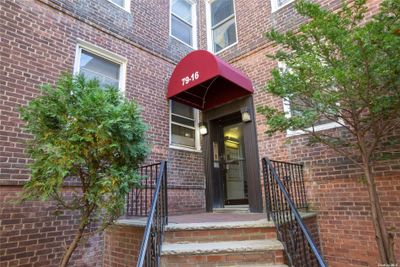 3J - 79-16 Main St, Home with 2 bedrooms, 1 bathrooms and null parking in Flushing NY | Image 3