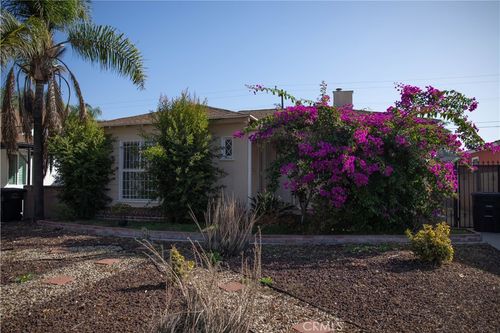 9726 Kauffman Ave, South Gate, CA, 90280-5161 | Card Image