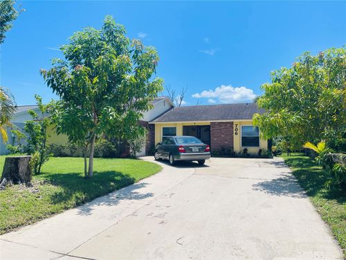706 Wedge Ln, KISSIMMEE, FL, 34759-4125 | Card Image