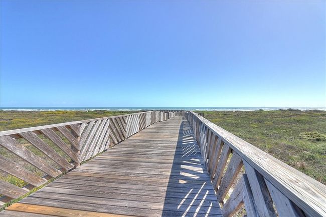 226 Sundew, House other with 5 bedrooms, 5 bathrooms and 2 parking in Port Aransas TX | Image 24