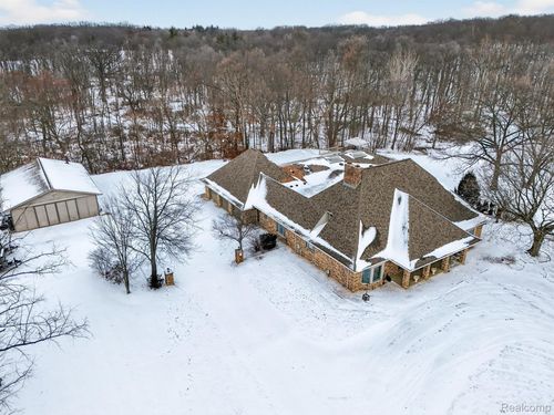 9505 Atherton Rd, Davison, MI, 48423-8622 | Card Image