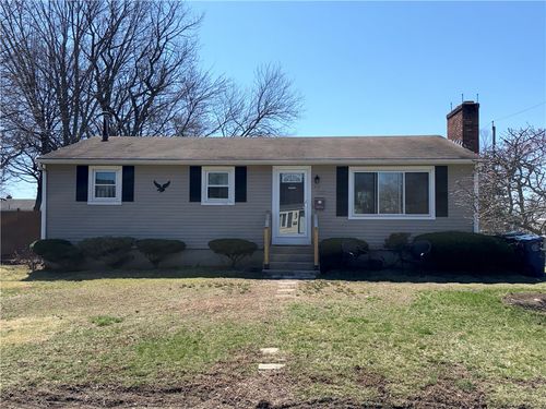 24 Johnson Ave, Warwick, RI, 02886-4814 | Card Image