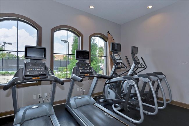 8433 Alberata Vista Dr, House other with 2 bedrooms, 2 bathrooms and null parking in Tampa FL | Image 60