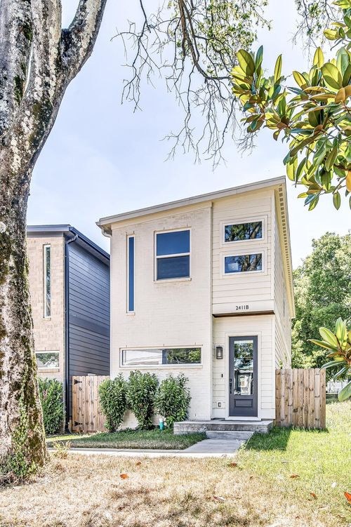 b-2411 Middle St, Nashville, TN, 37208-1150 | Card Image