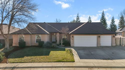 3183 Agassi Ln, Redding, CA, 96002-9548 | Card Image