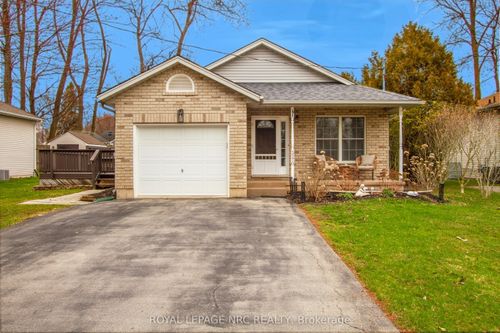 3270 Poplar Ave, Ridgeway, ON, L0S1N0 | Card Image