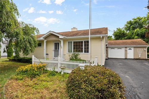 15 Palamino Dr, Rochester, NY, 14623-4031 | Card Image