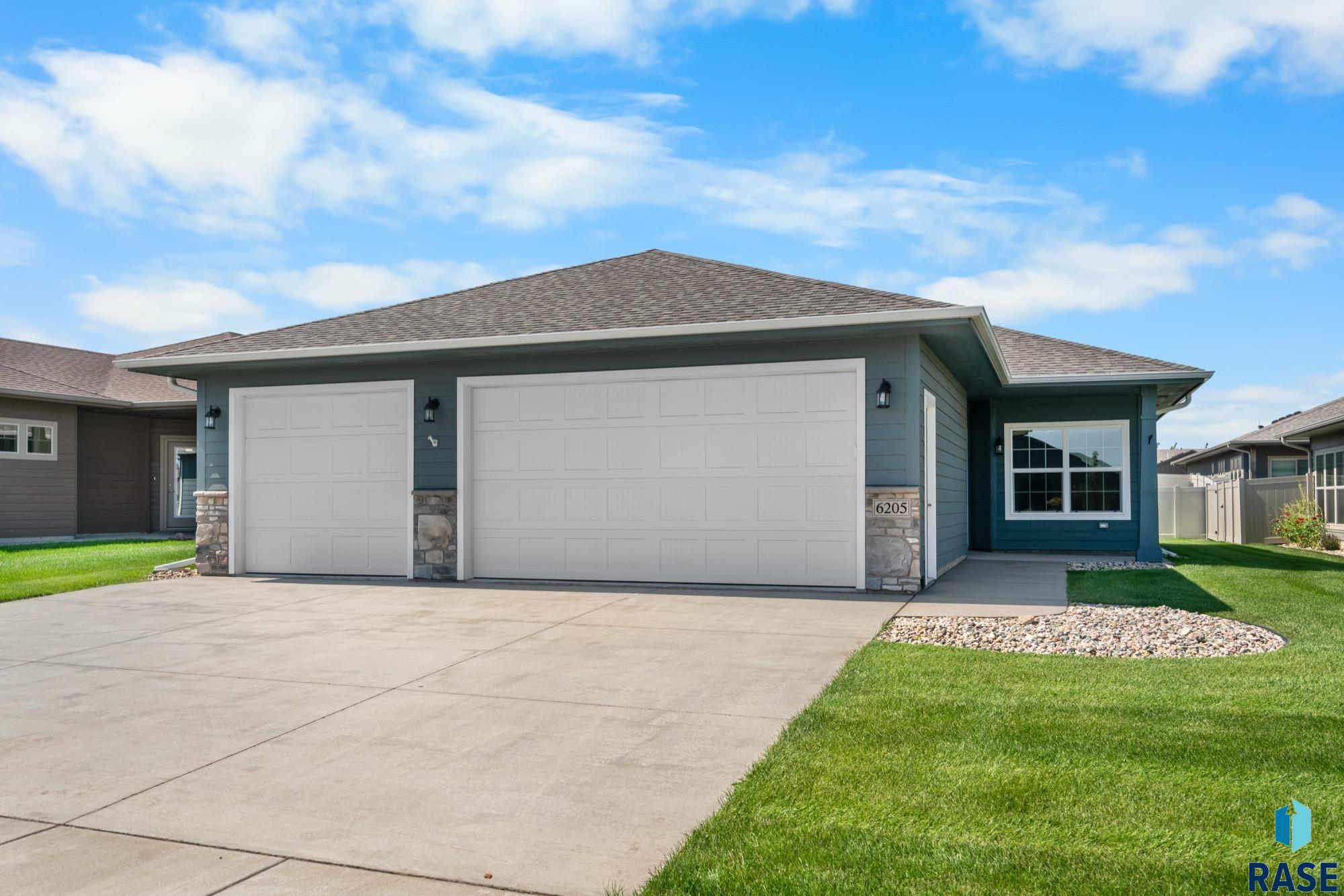 Canyon Spring Ave, Sioux Falls, SD 57108