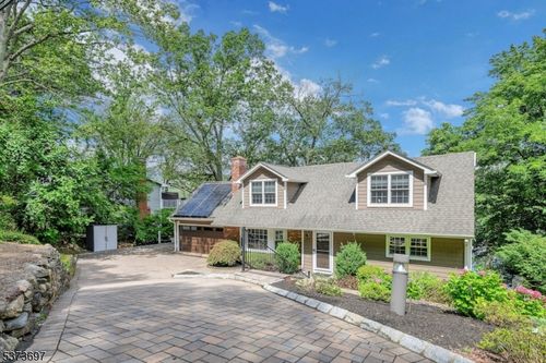 377 High Crest Dr, West Milford, NJ, 07480-3711 | Card Image