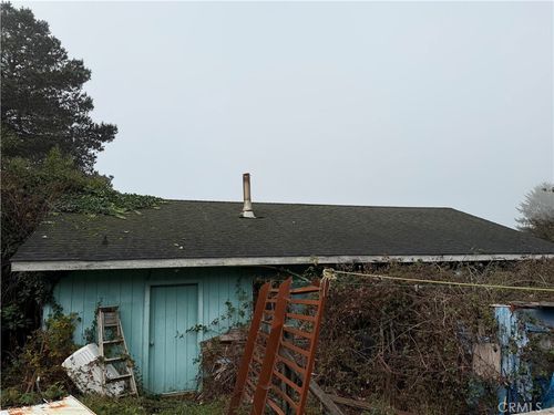 2141 Lagoon Ave, Crescent City, CA, 95531-8834 | Card Image