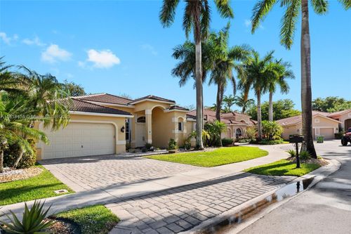 2510 Jardin Dr, Weston, FL, 33327-1516 | Card Image